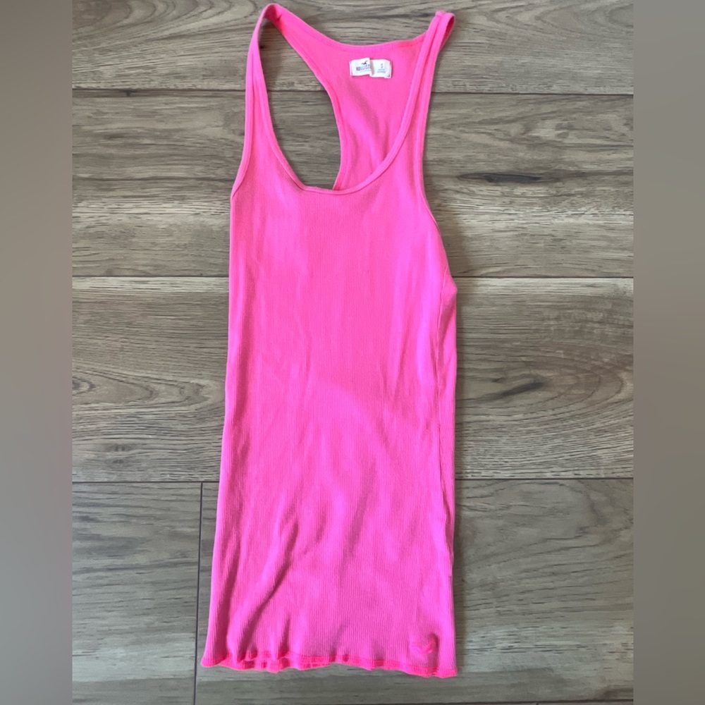 Pink tank top from Hollister in a size small